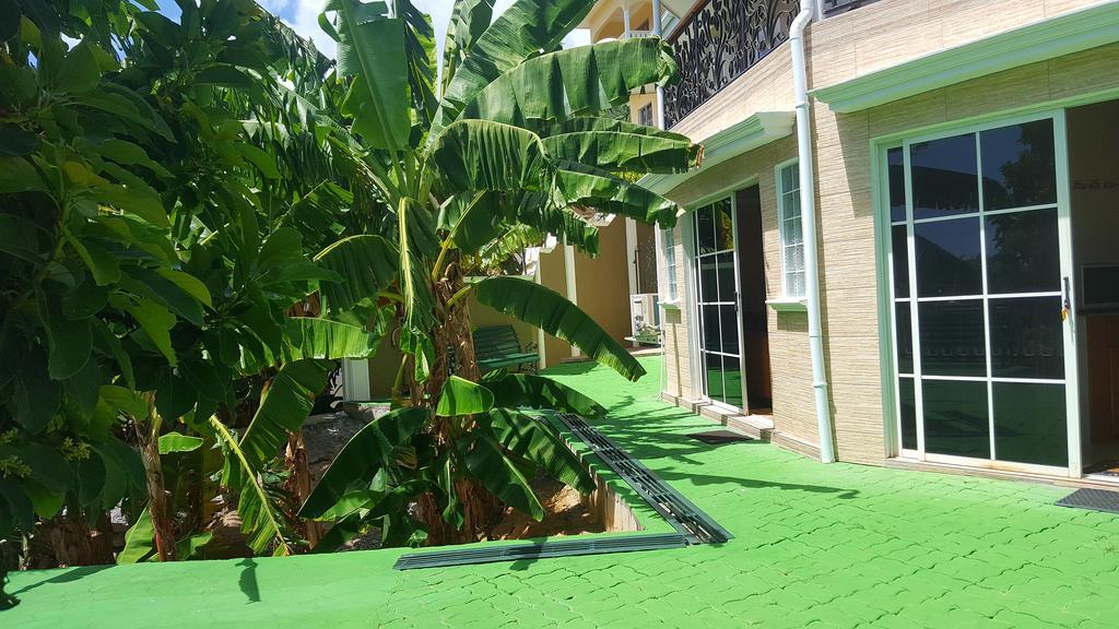 Hibiscus House Seychelles Self Catering Leilighet Victoria Eksteriør bilde
