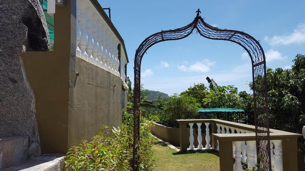 Hibiscus House Seychelles Self Catering Leilighet Victoria Eksteriør bilde