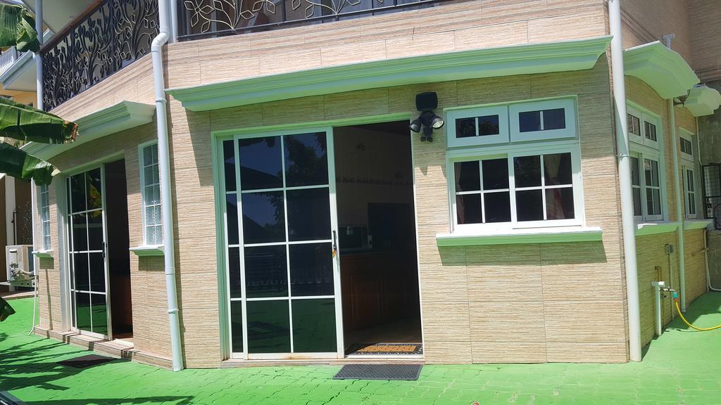 Hibiscus House Seychelles Self Catering Leilighet Victoria Eksteriør bilde