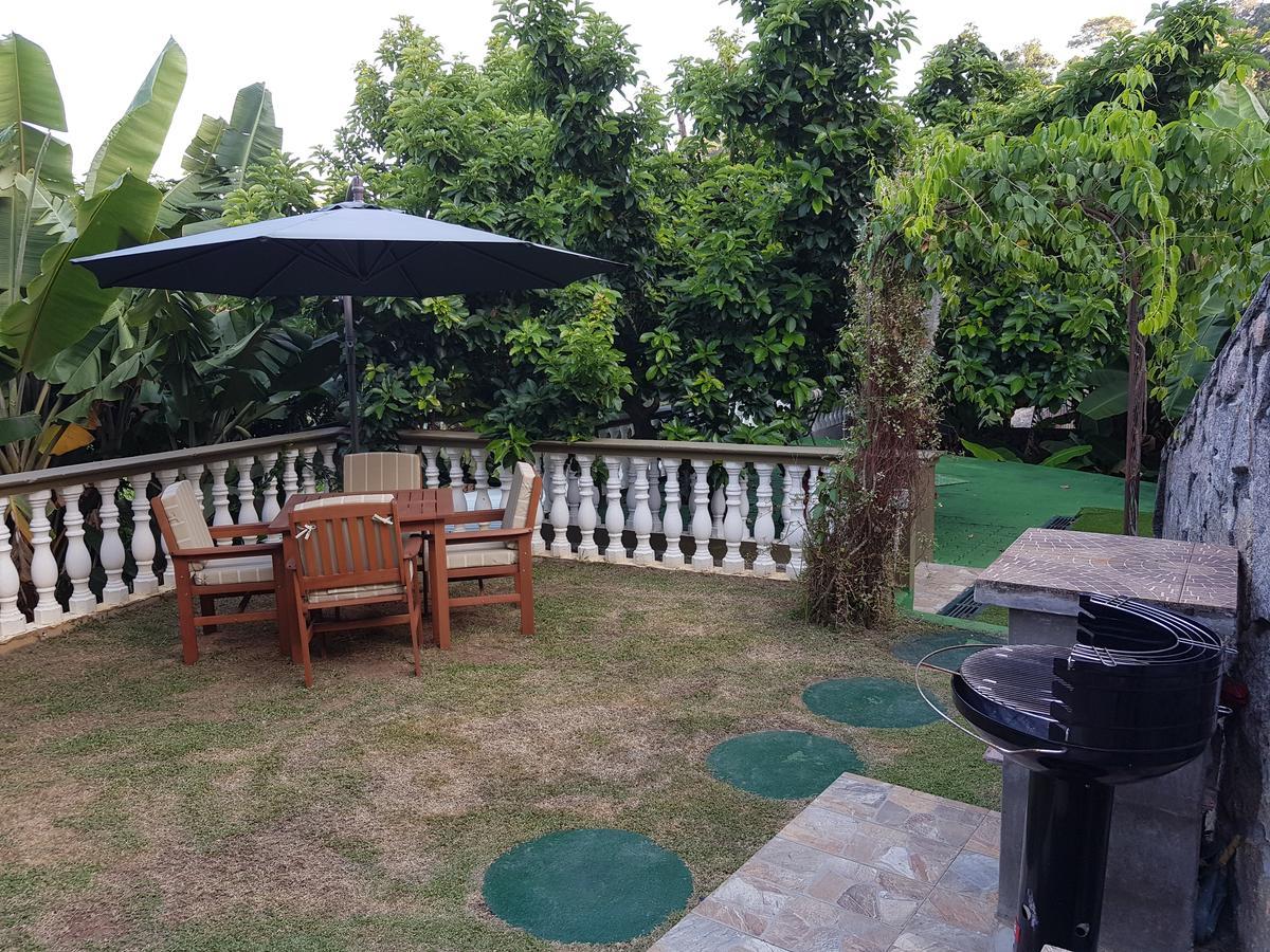 Hibiscus House Seychelles Self Catering Leilighet Victoria Eksteriør bilde