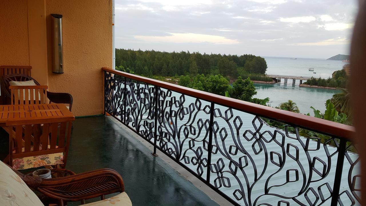 Hibiscus House Seychelles Self Catering Leilighet Victoria Eksteriør bilde