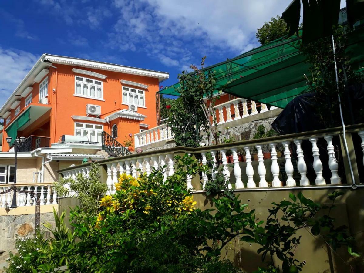 Hibiscus House Seychelles Self Catering Leilighet Victoria Eksteriør bilde